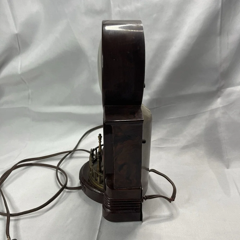 Vintage Master crafters Fireplace ANIMATED Clock Lighted Motion Lamp NOT WORKING